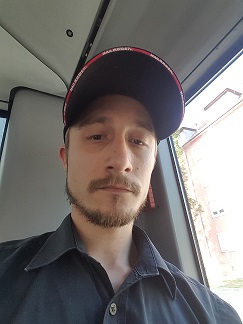 IT-Techniker von MP IT-Service bei einem Vor-Ort Termin